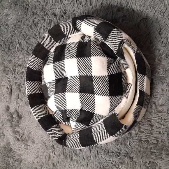 TWO way pet bed for cats or small dogs - Picture 4 of 7